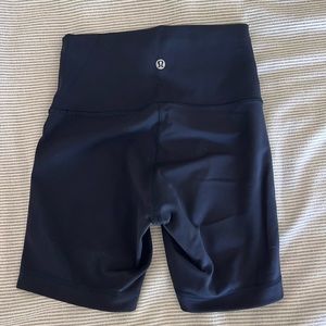 Lululemon “like new” wunder under shorts